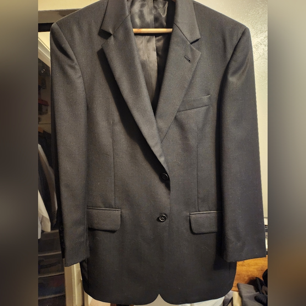 Jos A Bank 39R Suit Jacket
